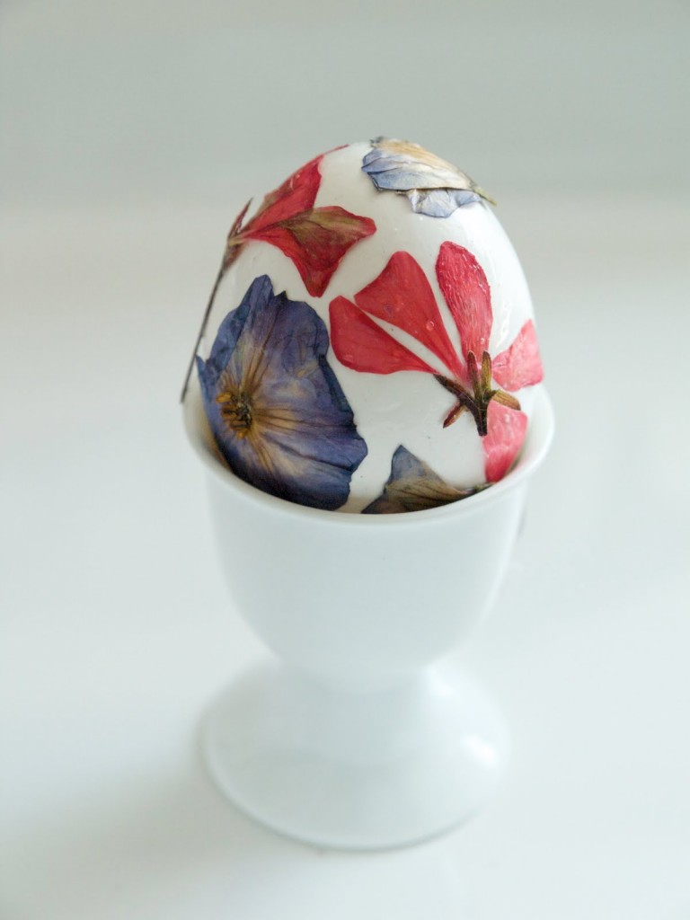 Pressed Flowers Egg Decorating!