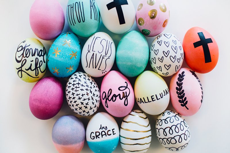 Sharpie Easter Eggs via Walk in Love