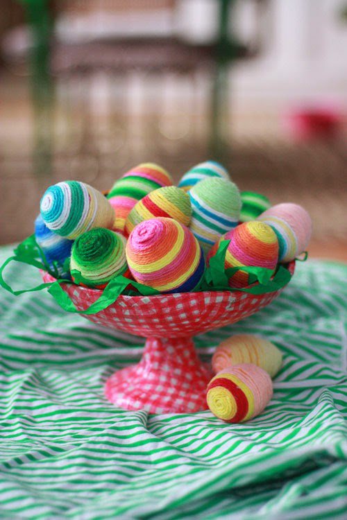 Yarn Wrapped Easter Eggs.