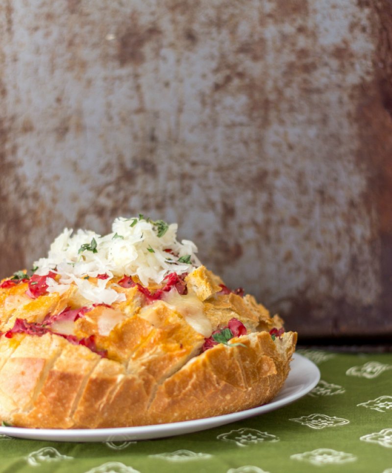 Stuffed Ruben Pull-Apart Bread